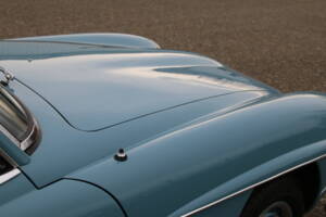 Image 48/68 of Mercedes-Benz 190 SL (1961)