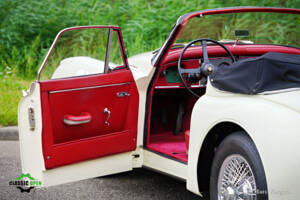 Imagen 4/51 de Jaguar XK 150 DHC (1959)