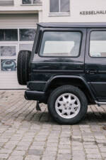 Bild 72/75 von Mercedes-Benz 300 GE (lang) (1990)