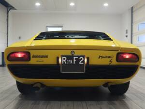 Bild 13/15 von Lamborghini Miura P 400 S (1970)