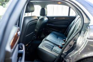 Afbeelding 30/47 van Jaguar XJ 2.7 D (2008)