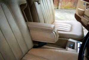 Image 24/50 of Rolls-Royce Silver Shadow II (1979)