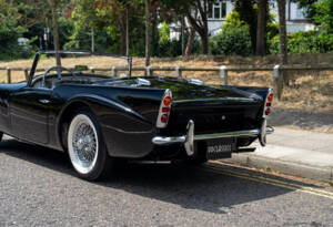 Image 12/28 of Daimler SP 250 (1961)
