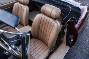 Bild 28/31 von Jaguar E-Type V12 (1974)