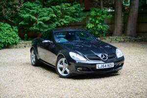 Image 49/50 of Mercedes-Benz SLK 350 (2004)