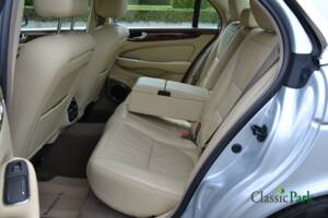 Immagine 9/46 di Jaguar XJ 8 3.5 (2007)