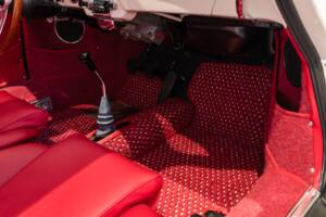 Image 28/42 of Porsche 356 C Carrera 2/2000 GS (1963)