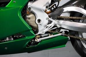 Bild 21/50 von Benelli DUMMY (2002)