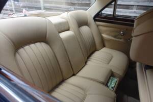 Image 18/28 of Rover 3.5 Litre Coupe (1973)