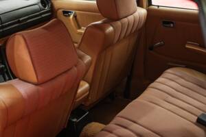Bild 23/54 von Mercedes-Benz 250 T (1979)