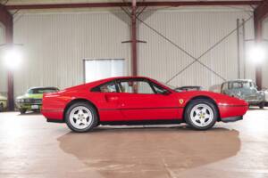 Image 6/79 of Ferrari 328 GTB (1985)