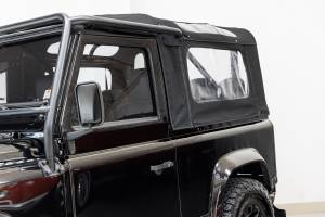 Bild 33/43 von Land Rover 90 (1989)