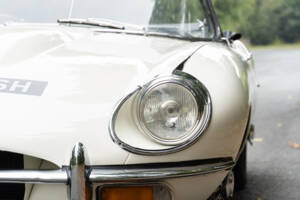 Image 17/17 of Jaguar E-Type (1969)