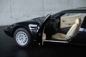Image 17/50 of Maserati Merak (1974)