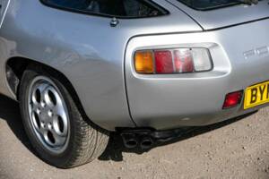 Bild 16/31 von Porsche 928 (1979)