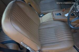 Image 15/22 of Aston Martin DBS (1972)