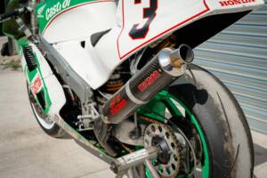 Imagen 49/50 de Honda VFR 750R RC 30 (1991)