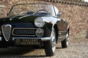 Bild 6/50 von Alfa Romeo 2000 Spider (1961)