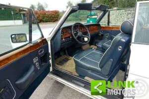 Bild 9/10 von Rolls-Royce Corniche I (1977)