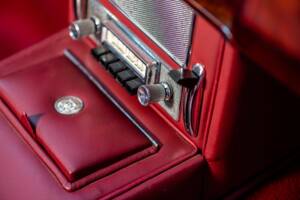 Image 34/50 de Jaguar Mk II 3.8 (1963)