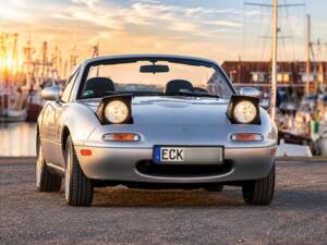 Immagine 1/10 di Mazda MX-5 1.6 (1993)