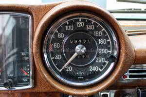 Image 9/24 of Mercedes-Benz 280 SE 3,5 (1970)