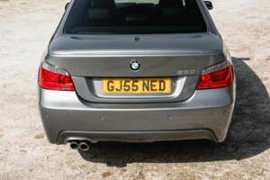 Bild 12/50 von BMW 550i (2006)