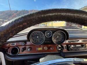 Image 6/8 of Mercedes-Benz 280 SE 3,5 (1972)