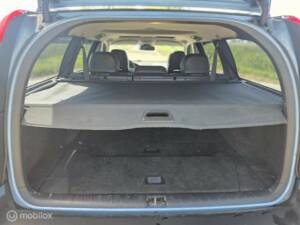 Image 35/40 of Volvo V 70 2.5T (2004)