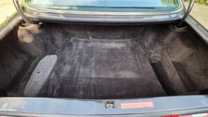 Image 16/32 of Mercedes-Benz 560 SEC (1991)