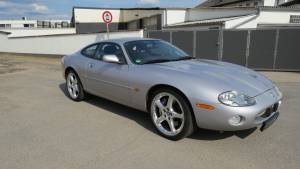 Imagen 9/50 de Jaguar XKR &quot;Silverstone&quot; (2000)