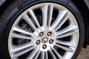 Bild 40/50 von Jaguar XJ 5.0 (2010)