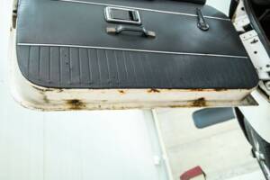 Afbeelding 40/50 van MG MGB GT (1972)