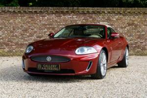 Image 8/50 of Jaguar XK (2011)
