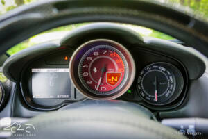 Image 8/85 of Ferrari California (2010)