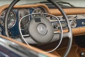 Bild 10/27 von Mercedes-Benz 280 SL (1969)