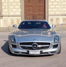 Image 4/11 of Mercedes-Benz SLS AMG (2010)