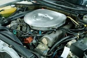 Image 33/50 of Mercedes-Benz 500 SEC (1982)