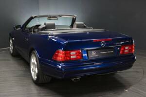 Image 8/49 of Mercedes-Benz SL 500 (2000)