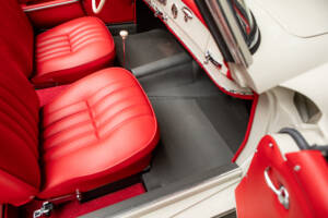 Image 29/32 de Mercedes-Benz 190 SL (1955)