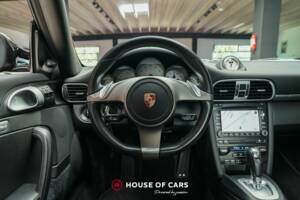 Image 15/23 of Porsche 911 Carrera S (2010)