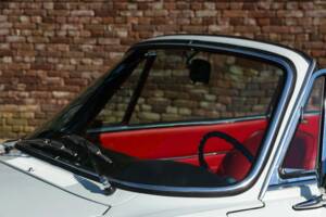 Image 7/50 of Alfa Romeo Giulia 1600 GTC (1966)