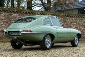 Afbeelding 40/50 van Jaguar E-Type 4.2 (1967)
