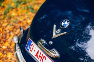 Immagine 81/199 di BMW 502 - 3,2 Litre (1961)