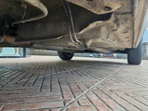 Bild 18/91 von Volkswagen Golf II 1.6 (1990)