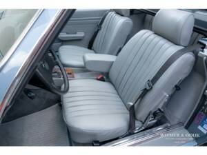 Imagen 5/28 de Mercedes-Benz 380 SL (1984)