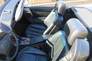 Image 14/39 of Mercedes-Benz SL 320 (1994)