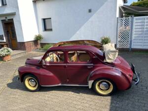Immagine 3/8 di Renault 4 CV Décapotable (1951)