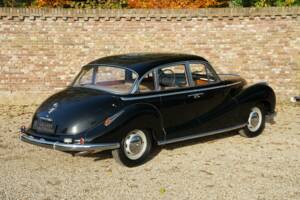 Bild 31/50 von BMW 502 - 3,2 Liter (1958)