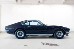 Bild 3/36 von Aston Martin DBS V8 (1972)